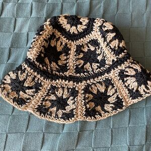 Anthropologie Black and Tan Rattan Crochet Hat